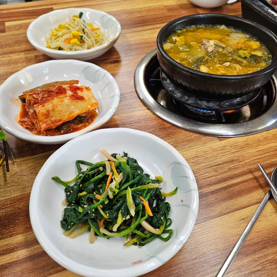 Các món phụ dọn kèm cùng canh tương
